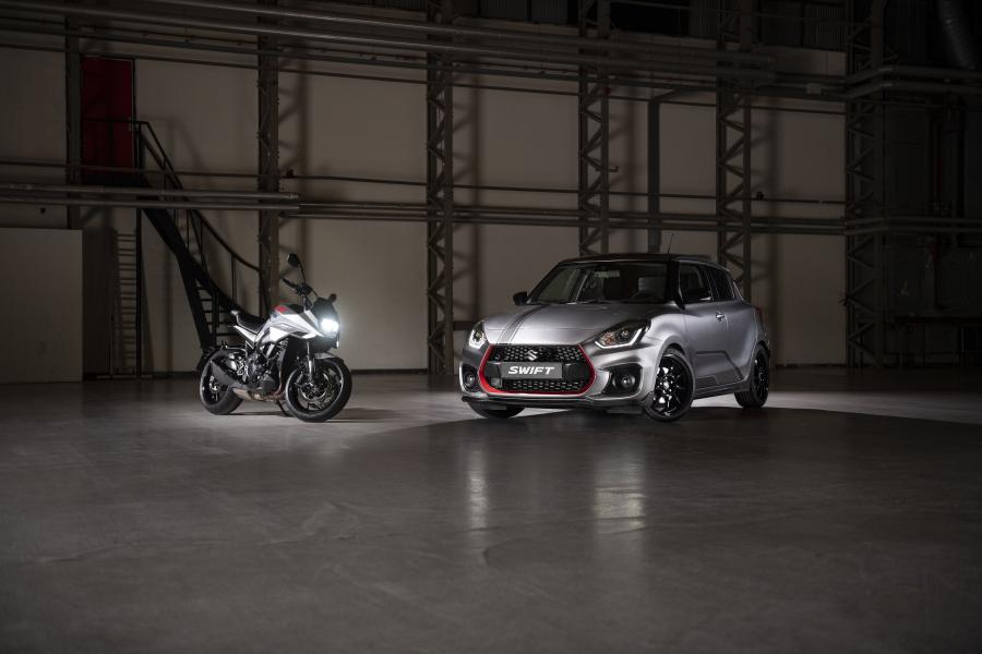  Suzuki Swift Sport Katana 2019 года  (фото 12 из 15)